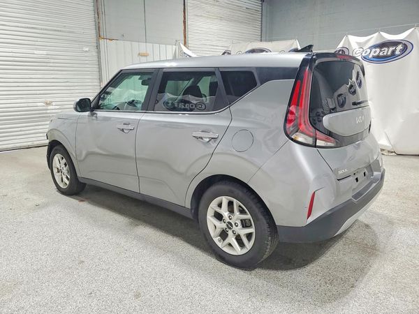 2023 KIA SOUL LX, S