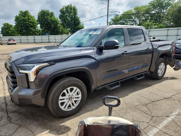 2025 TOYOTA TUNDRA SR5