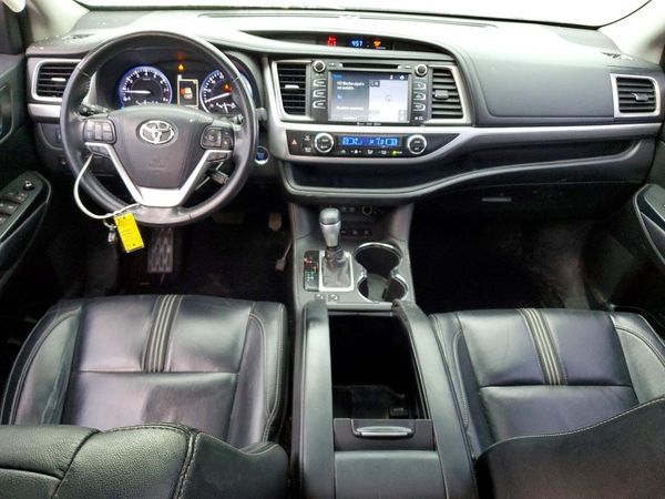 2018 TOYOTA HIGHLANDER SE/XLE