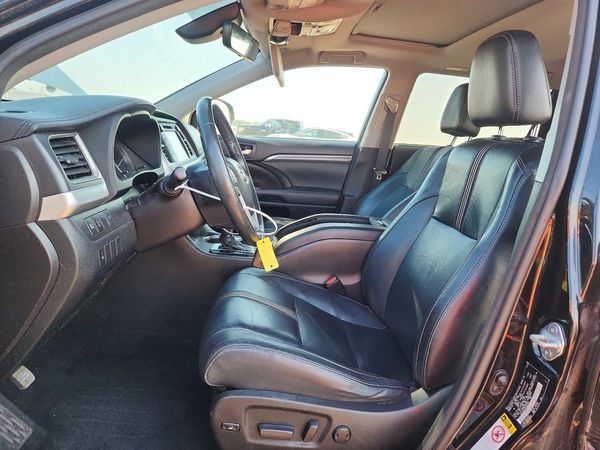 2017 TOYOTA HIGHLANDER SE/XLE