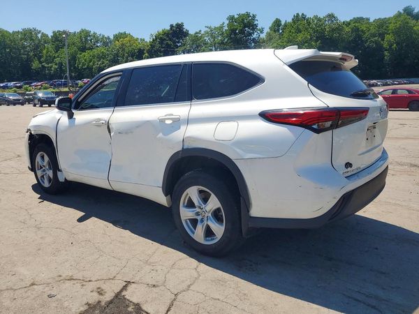 2021 TOYOTA HIGHLANDER LE