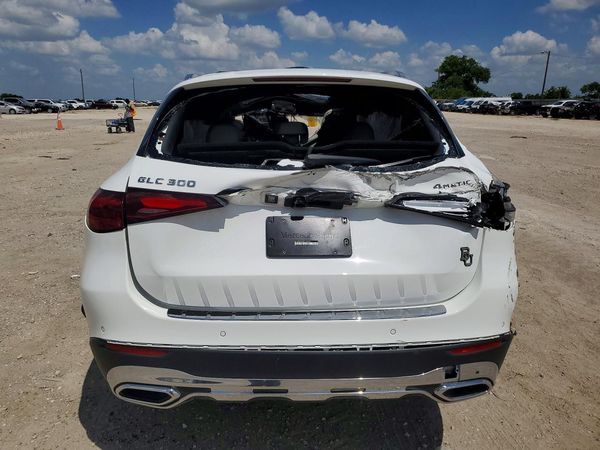 2024 MERCEDES-BENZ GLC