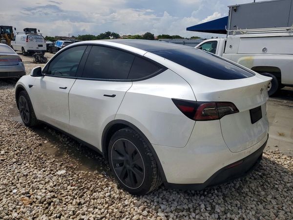 2020 TESLA MODEL Y