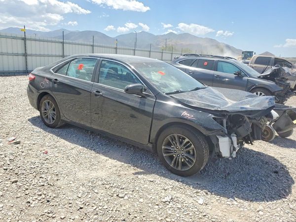 2016 TOYOTA CAMRY