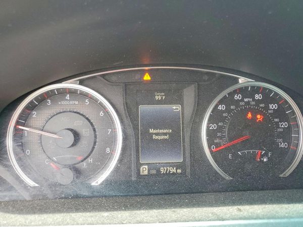 2016 TOYOTA CAMRY