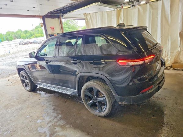 2023 JEEP GRAND CHEROKEE LAREDO 4X4