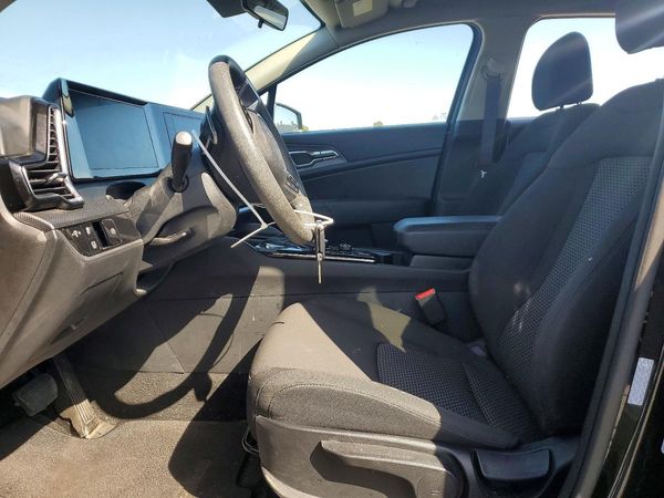2025 KIA SPORTAGE LX