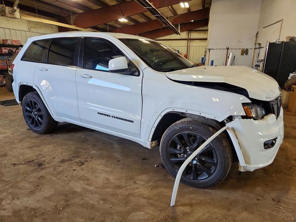 2018 JEEP GRAND CHEROKEE LAREDO 4X4