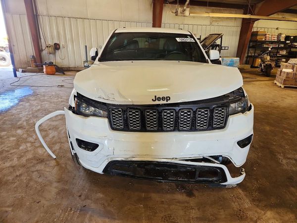 2018 JEEP GRAND CHEROKEE LAREDO 4X4