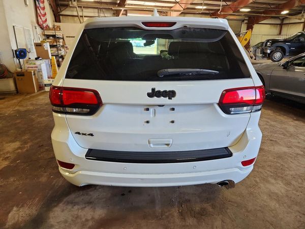 2018 JEEP GRAND CHEROKEE LAREDO 4X4