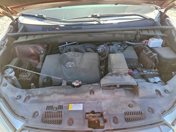 2019 TOYOTA HIGHLANDER LE/LE Plus