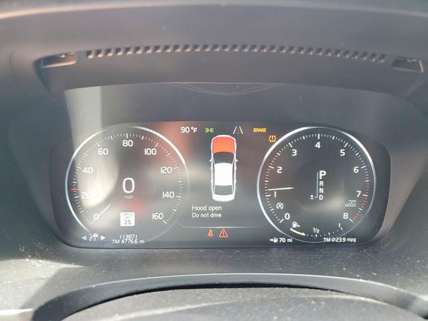 2018 VOLVO S90 Momentum