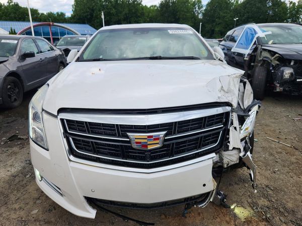 2017 CADILLAC XTS Luxury