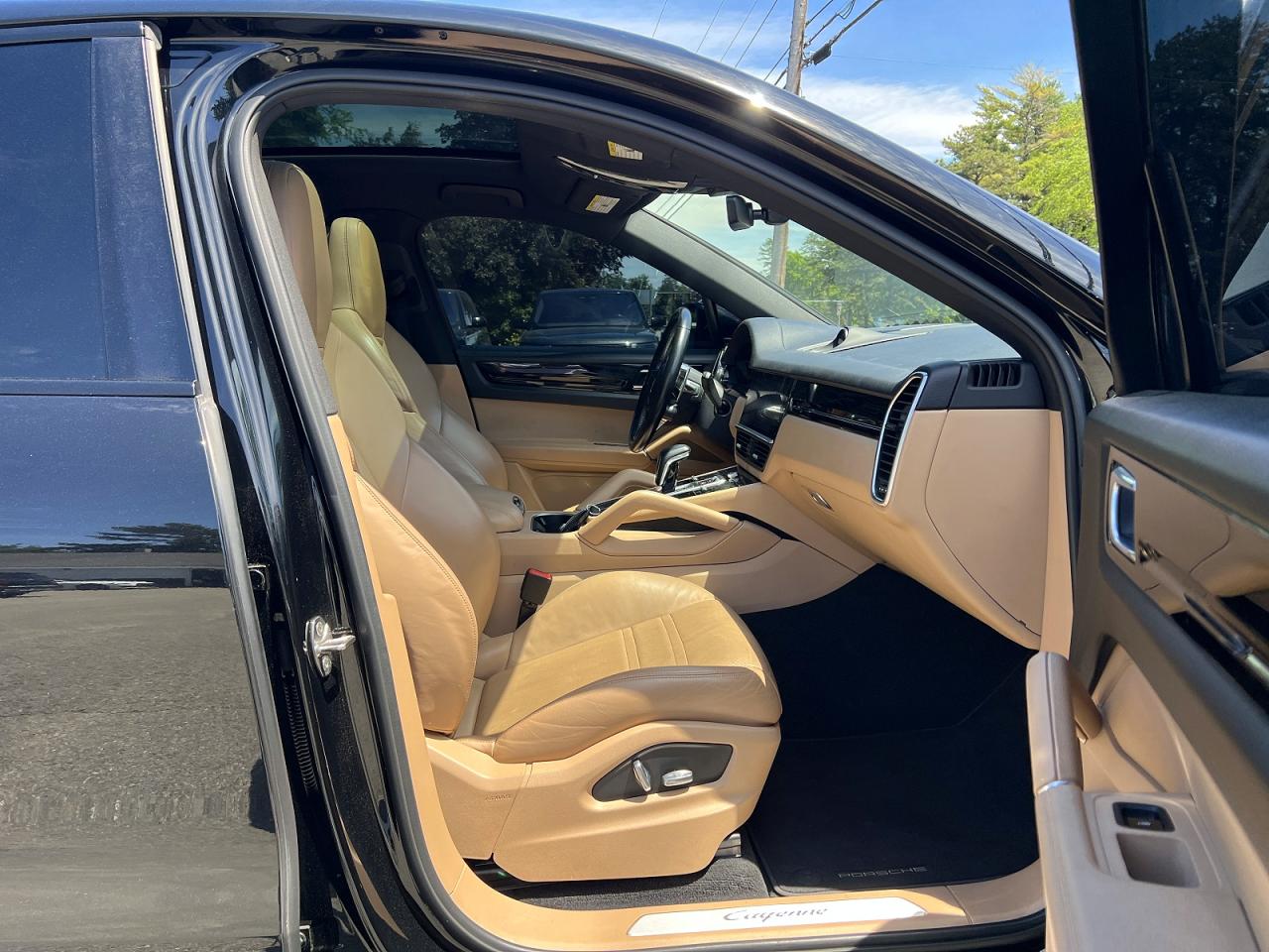 2020 PORSCHE CAYENNE Coupe