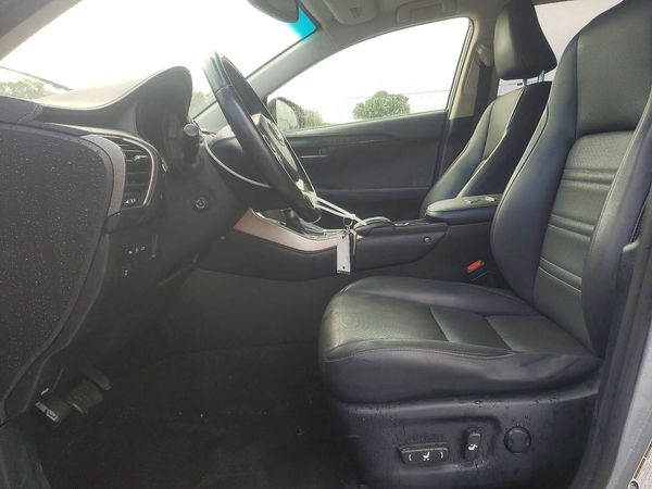 2015 LEXUS NX 200t Luxury