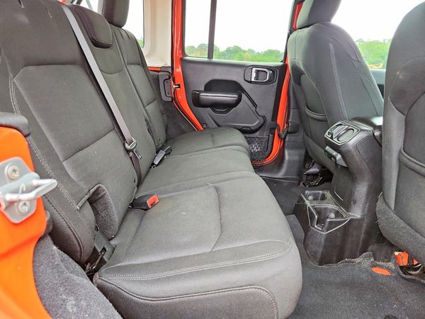 2018 JEEP WRANGLER UNLIMITED Unlimited Sport