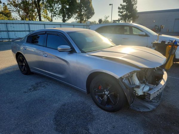 2016 DODGE CHARGER SXT