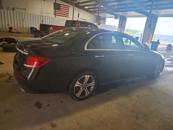 2019 MERCEDES-BENZ E E300-4M