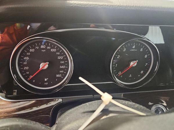 2019 MERCEDES-BENZ E E300-4M