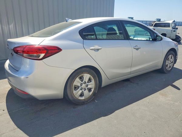 2018 KIA FORTE LX Base