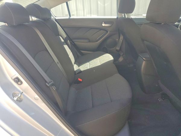 2018 KIA FORTE LX Base
