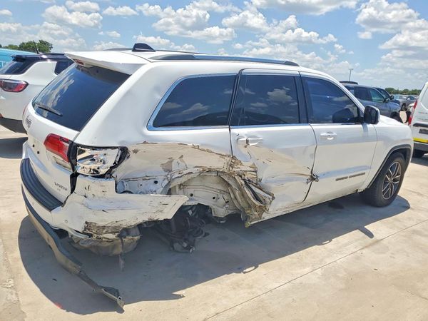 2020 JEEP GRAND CHEROKEE LAREDO 4X2