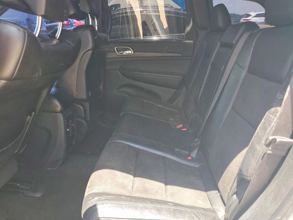 2020 JEEP GRAND CHEROKEE LAREDO 4X2