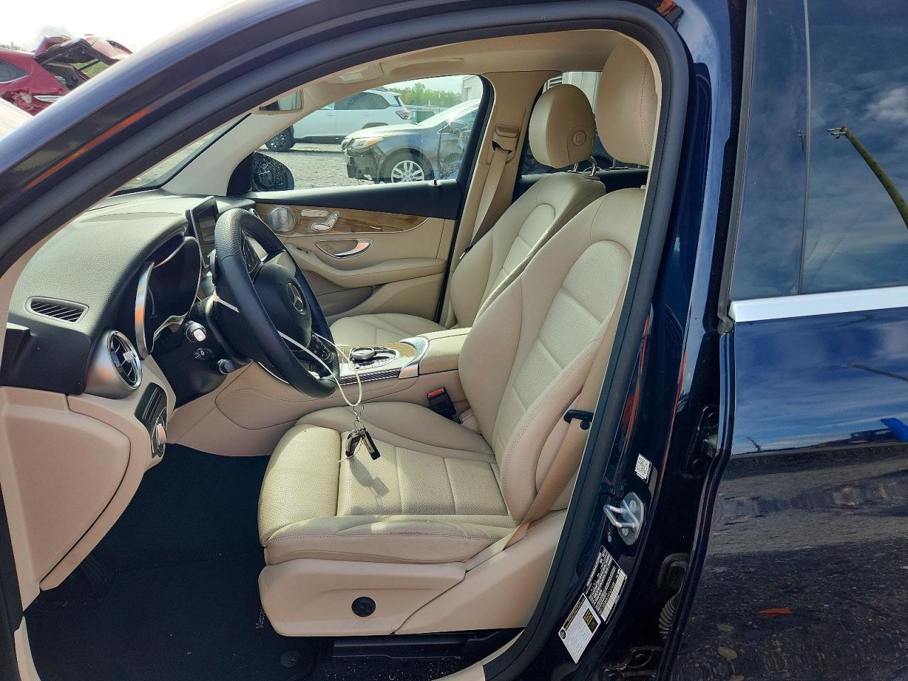 2019 MERCEDES-BENZ GLC GLC 300-4M