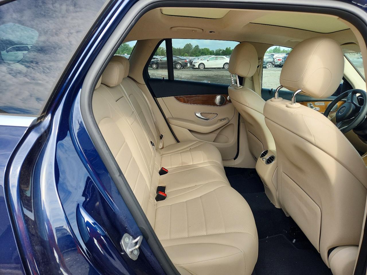 2019 MERCEDES-BENZ GLC GLC 300-4M