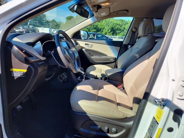 2018 HYUNDAI SANTA FE SE Premium pkg