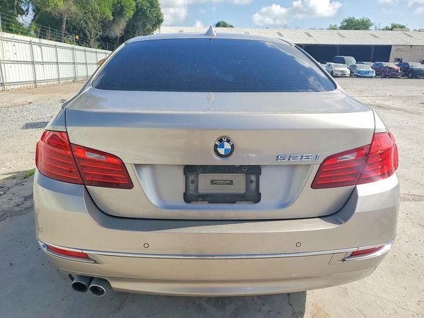 2015 BMW 528