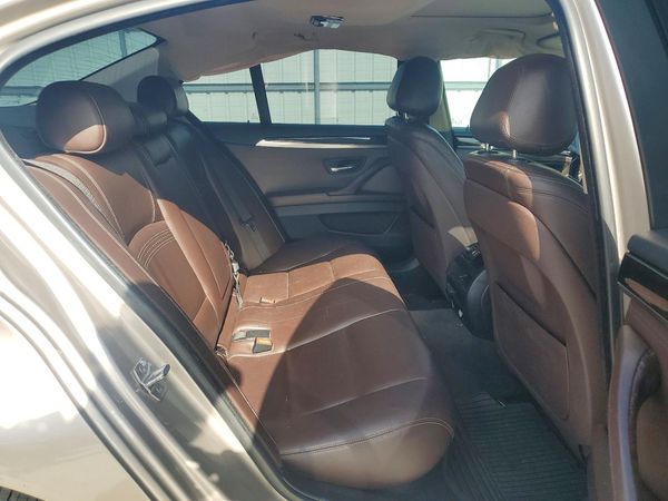 2015 BMW 528