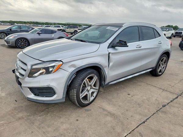 2016 MERCEDES-BENZ GLA