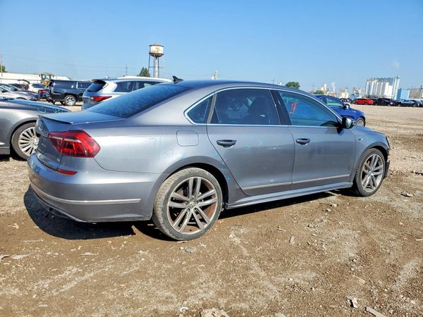 2017 VOLKSWAGEN PASSAT R-Line
