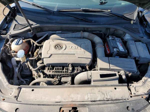 2017 VOLKSWAGEN PASSAT R-Line