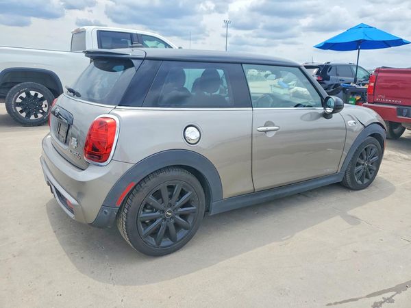 2019 MINI COOPER