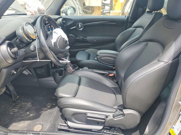 2019 MINI COOPER