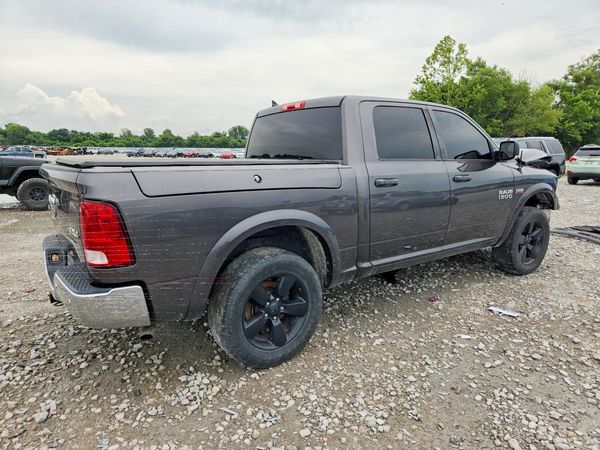 2014 RAM 1500 SLT