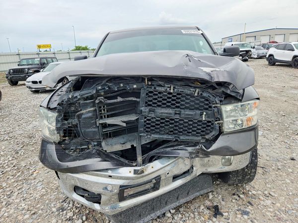 2014 RAM 1500 SLT