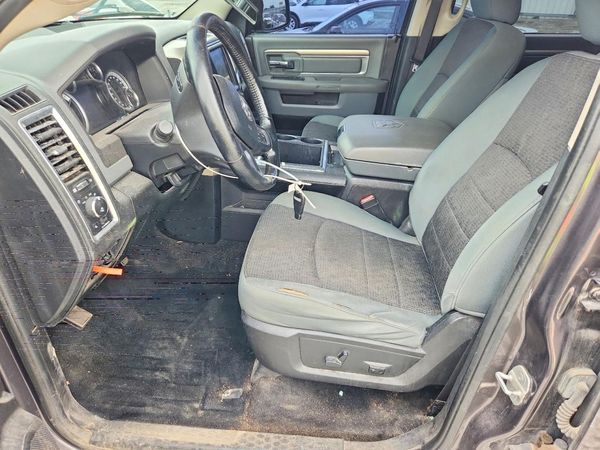 2014 RAM 1500 SLT