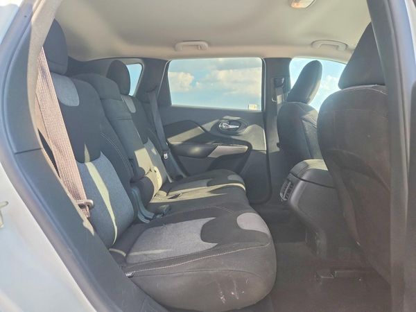 2018 JEEP CHEROKEE LATITUDE FWD