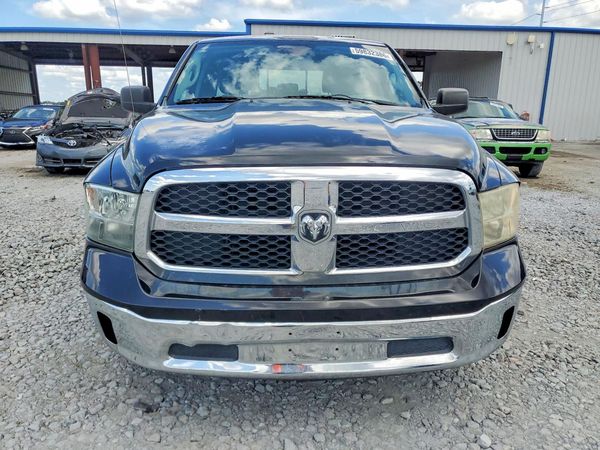 2013 RAM 1500 SLT