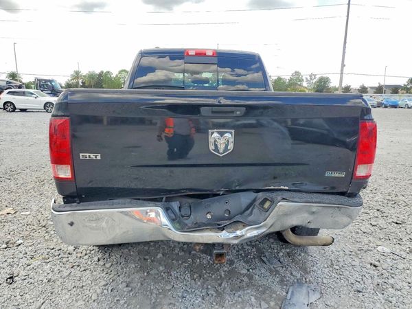 2013 RAM 1500 SLT