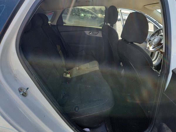 2021 KIA FORTE FE, LXS