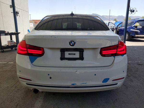 2017 BMW 328