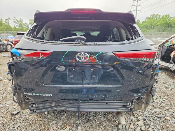 2023 TOYOTA HIGHLANDER
