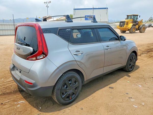 2022 KIA SOUL