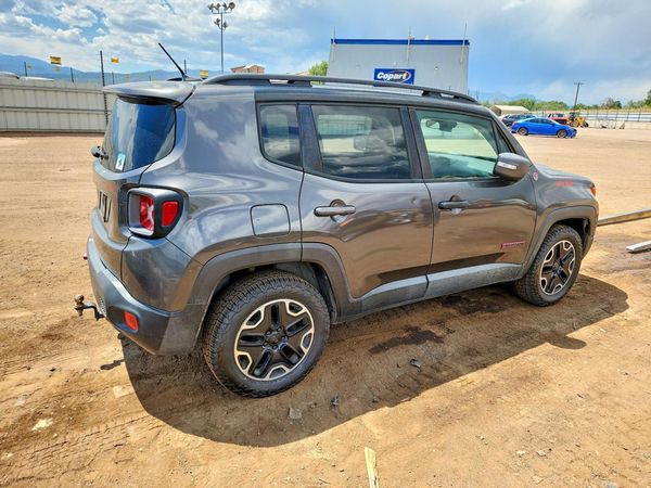 2017 JEEP RENEGADE TRAILHAWK 4X4
