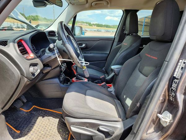 2017 JEEP RENEGADE TRAILHAWK 4X4