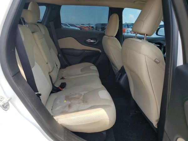 2016 JEEP CHEROKEE SPORT 4X4